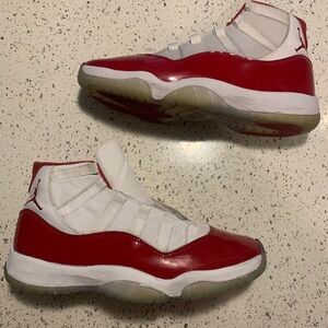 Jordan 11 Cherry